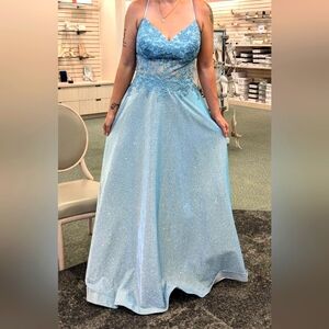 Formal Gown/ Prom Dress/ Wedding Dress/ Ball Gown